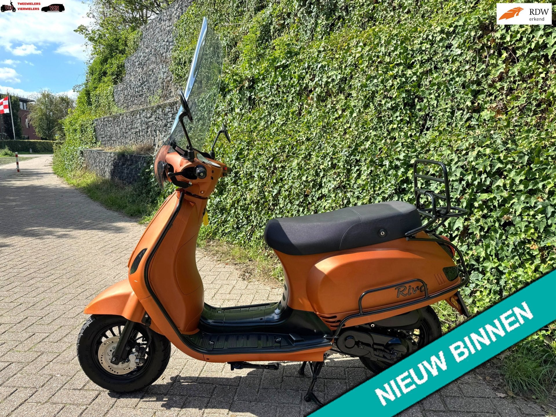 BTC Riva S Scooter Full Opties BETAAL met in3, BTC, B
b  b, NL, B, Benzine