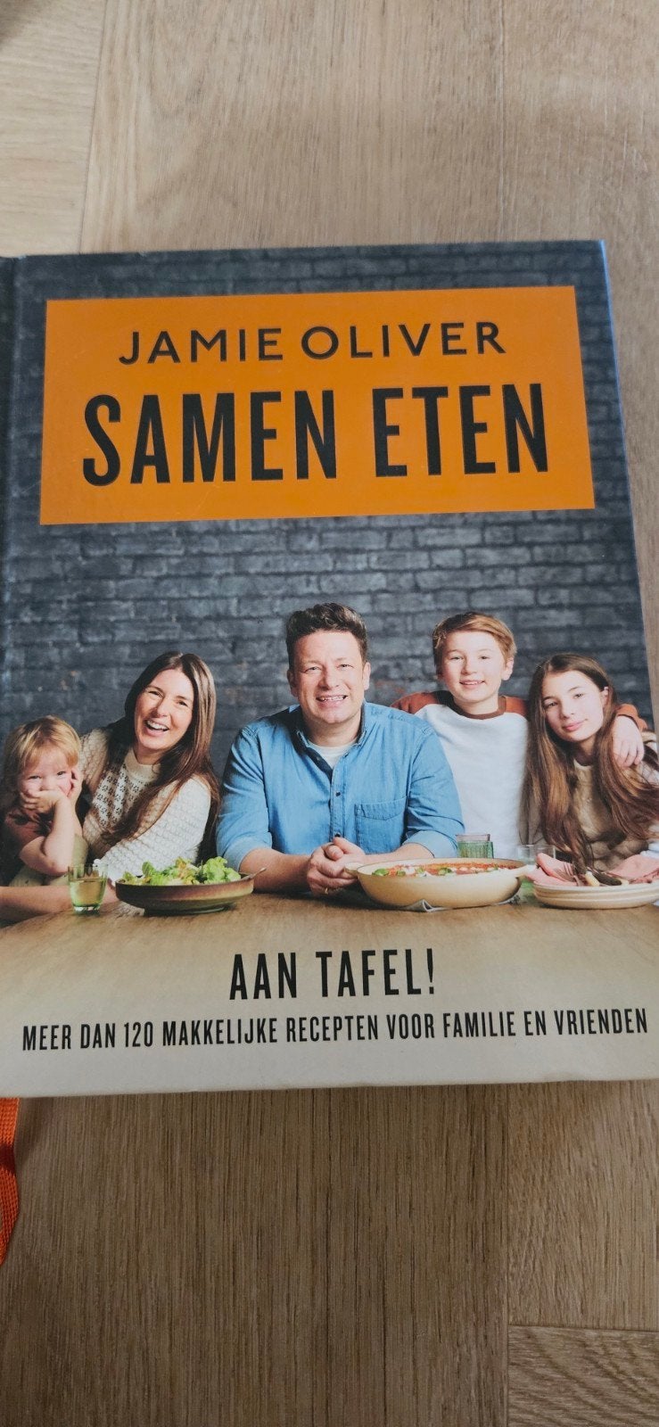 Jamie Oliver: Samen Eten - Meer dan 120 recepten, Boeken, Ophalen of Verzenden, Jamie Oliver, Gezond koken, Hoofdgerechten