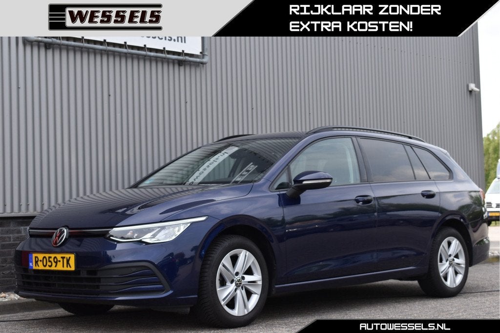 Volkswagen Golf Variant 1.0 eTSI Life Business Virtual cockp, Stof, Gebruikt, Blauw, 19 km/l