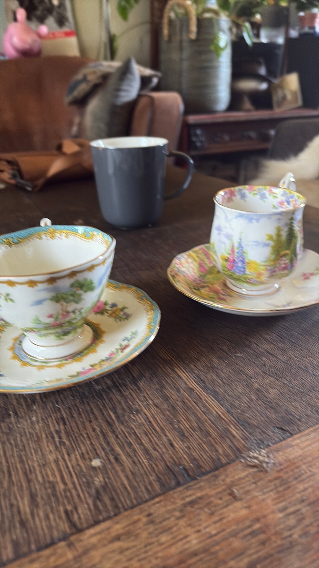 Prachtige vintage Royal Albert Bone China kop en schotel, Ophalen, Zo goed als nieuw, Porselein, Kop en/of schotel