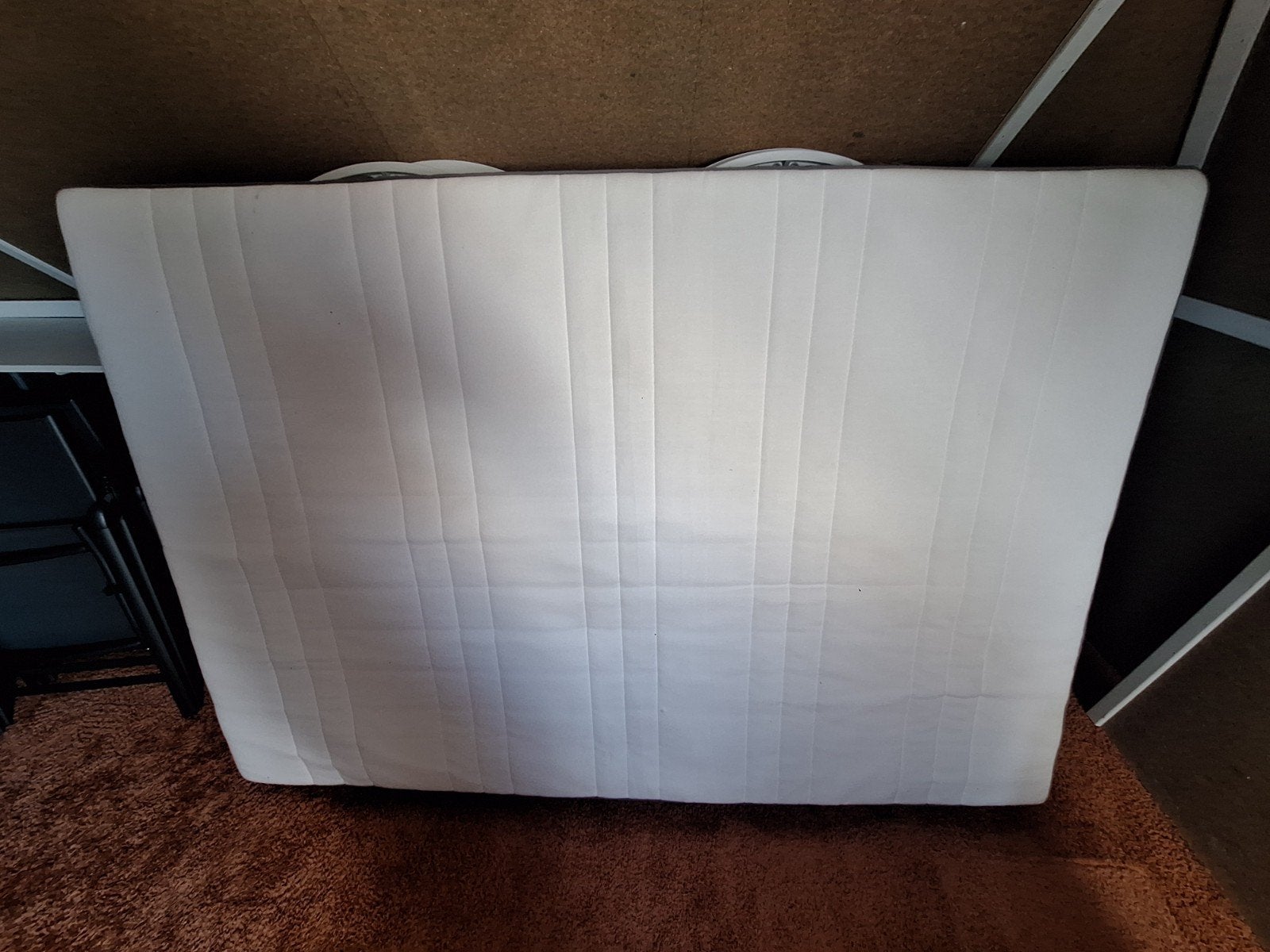 Ikea Morgedal Foam Matras 200x135x18 cm met afritsbare hoes, Ophalen, 140 cm, Zo goed als nieuw, Twijfelaar