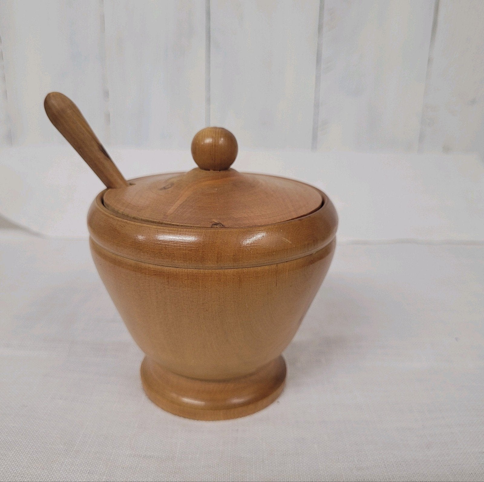 Houten suikerpot met lepel, Verzenden