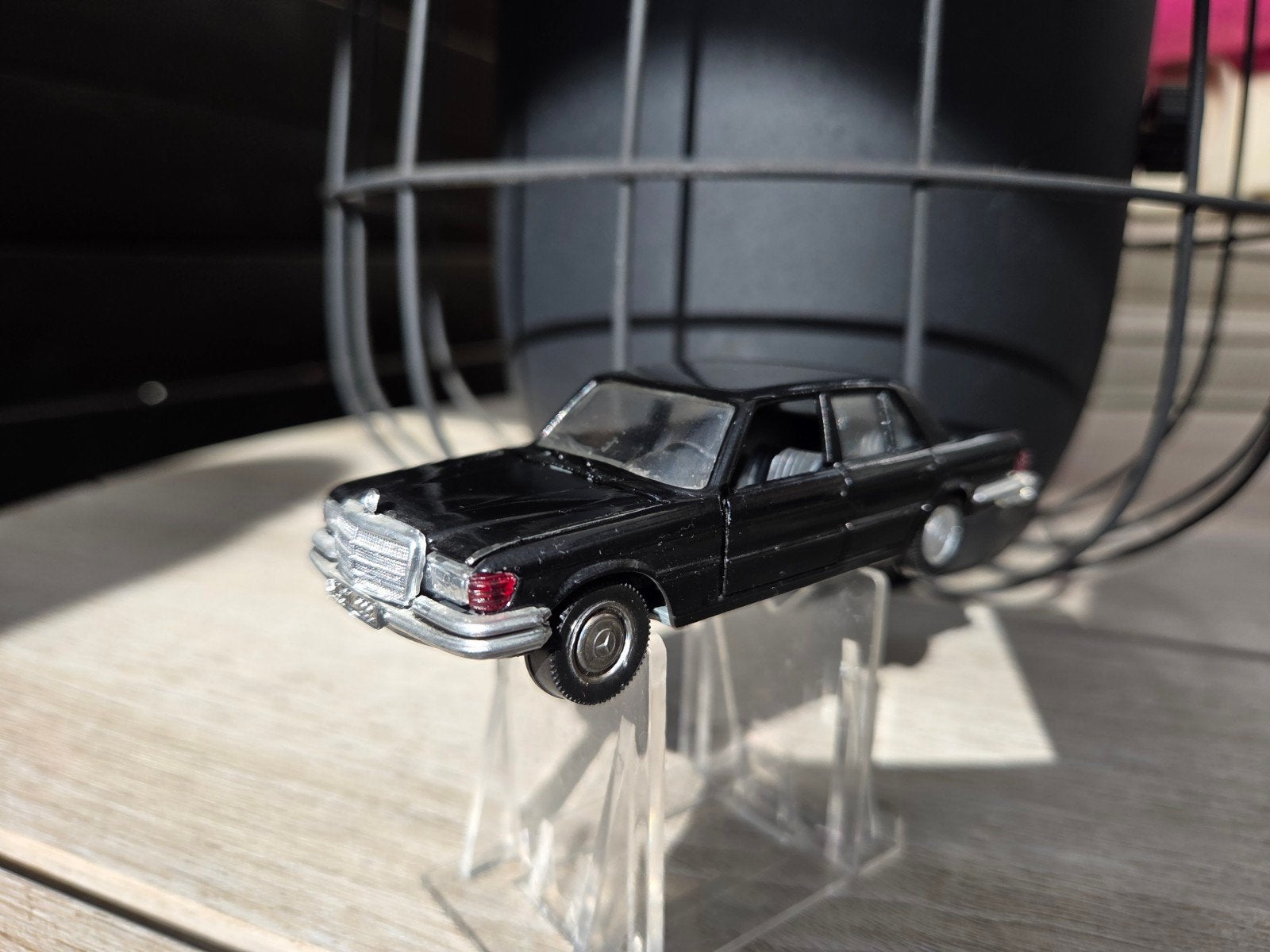 Schuco Mercedes Benz 350 SE 1:43, Auto, ., Ophalen of Verzenden, Zo goed als nieuw
