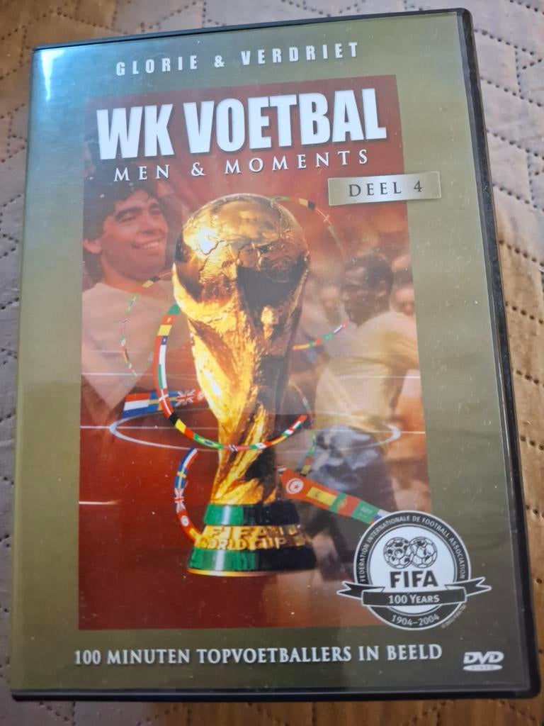 WK Voetbal: Glorie & Verdriet - Men & Moments Deel 4 DVD, Cd's en Dvd's, Dvd's | Sport en Fitness, Voetbal, Gebruikt, Alle leeftijden