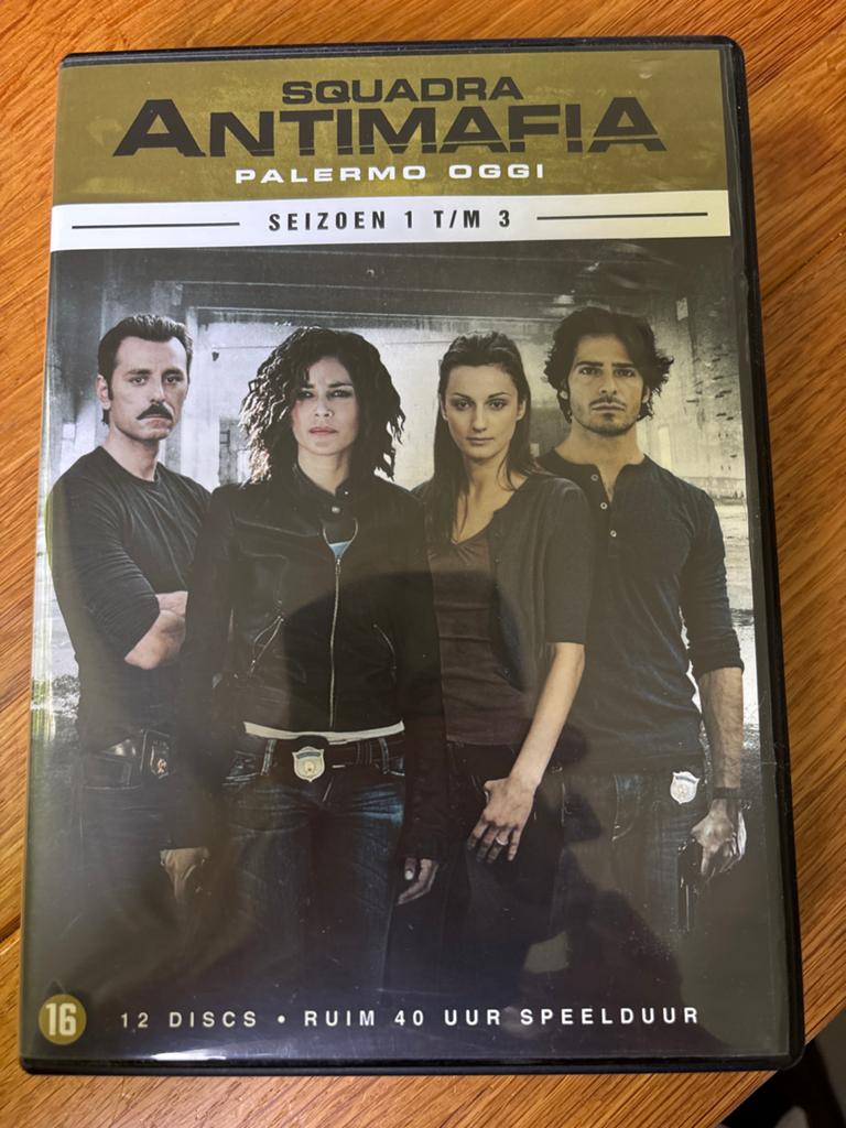 Squadra Antimafia Palermo Oggi Seizoen 1 t/m 3 DVD Boxset, Cd's en Dvd's, Vanaf 16 jaar, Boxset, Ophalen of Verzenden, Zo goed als nieuw