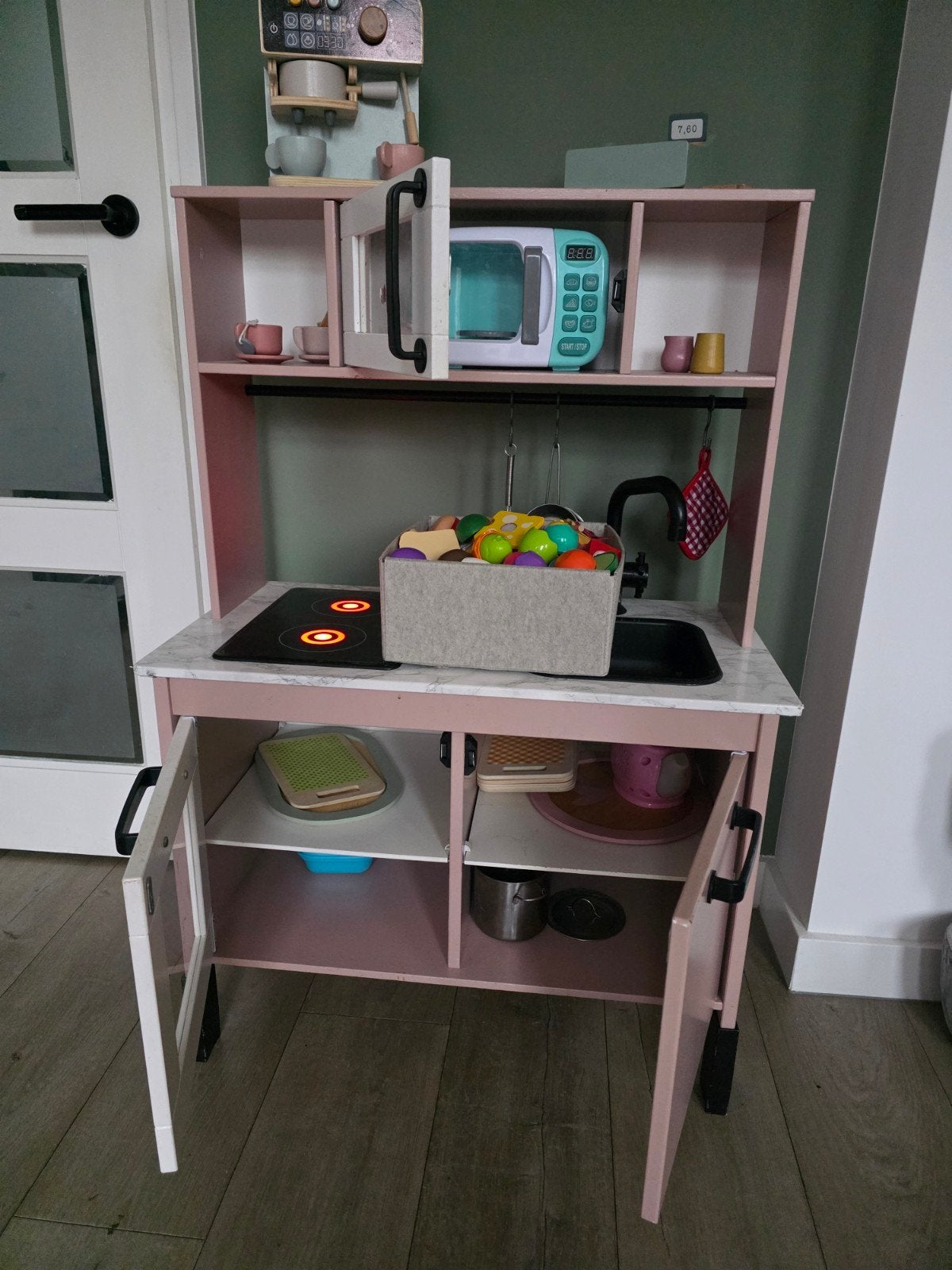 Ikea speel/kinderkeuken (gepimpd), Kinderen en Baby's, Ophalen, Gebruikt, Hout, Speelkeuken