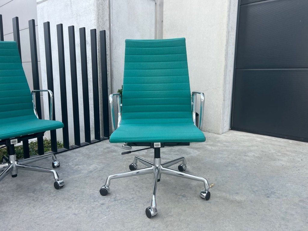 Vitra Eames EA119 hopsak bureaustoelen, 6x, Blauw, Ophalen of Verzenden, Zo goed als nieuw, Bureaustoel