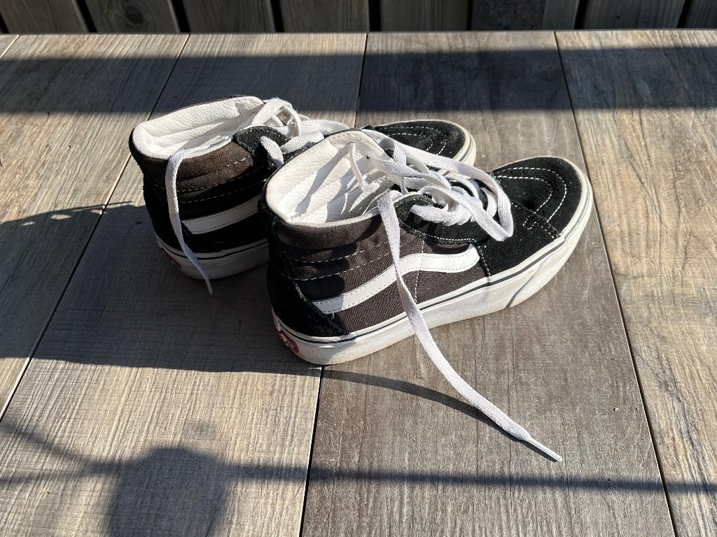Vans Sk8-Hi sneakers zwart maat 36,5, Kleding | Dames, Schoenen, Zwart, Ophalen of Verzenden, Vans, Sneakers of Gympen