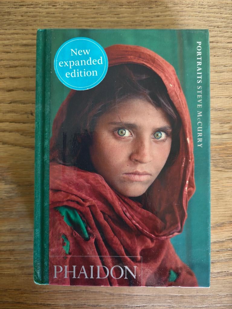 Fotografieboek - Steve McCurry Portraits Engels, Ophalen of Verzenden, Zo goed als nieuw, Overige onderwerpen