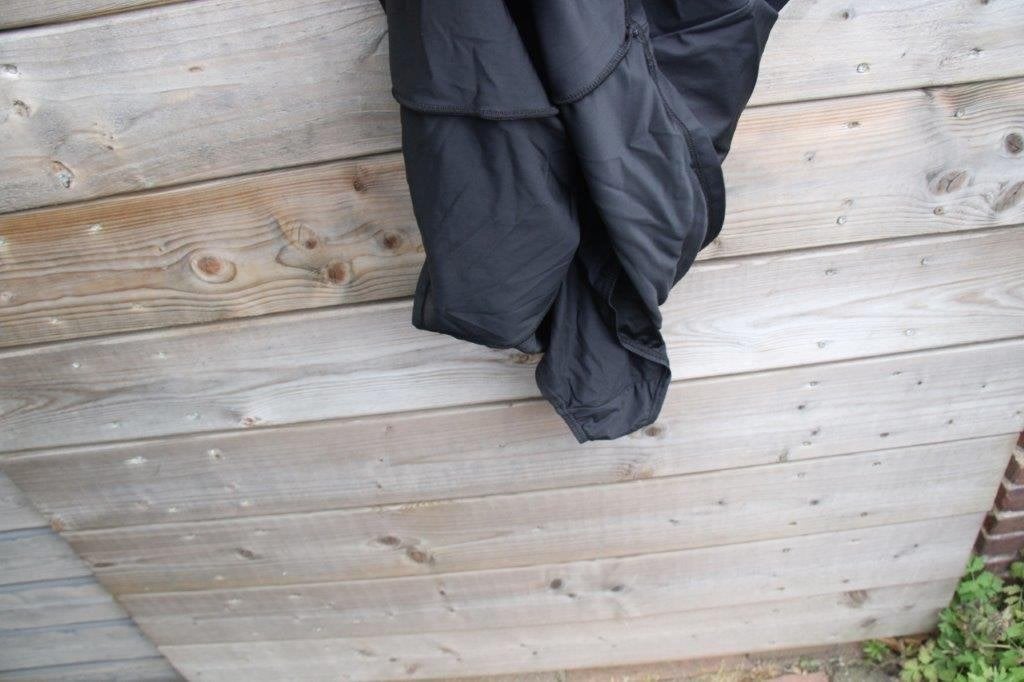 Badpakjurk zwart 44 C cup Vaste prijs, Kleding | Dames, Badmode en Zwemkleding, Ophalen of Verzenden, Zo goed als nieuw, Zwart