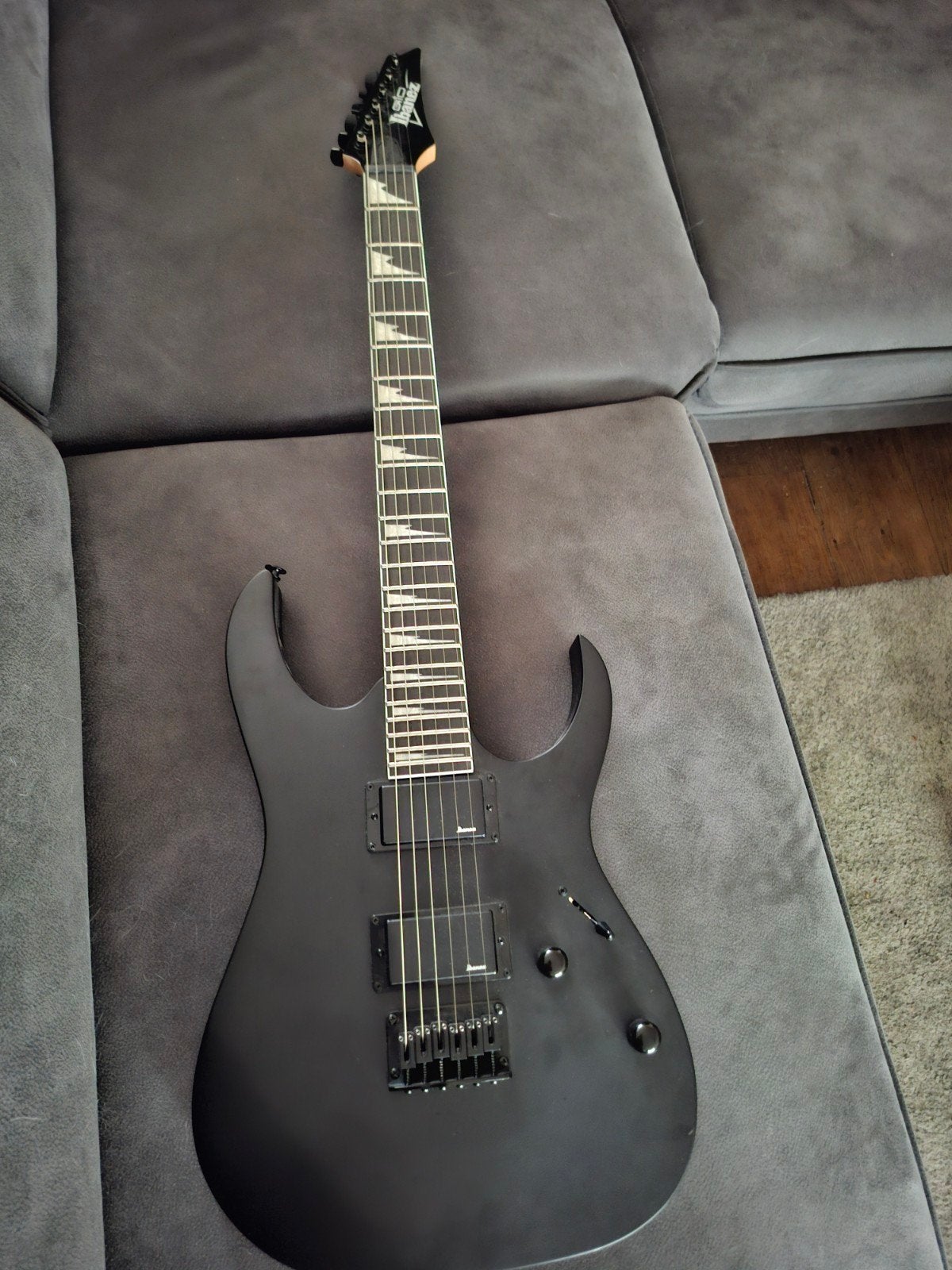 Ibanez GIO GRG121dxbkf Gitaar - Zwart, Zo goed als nieuw, Ophalen, Zo goed als nieuw, Solid body, Ibanez