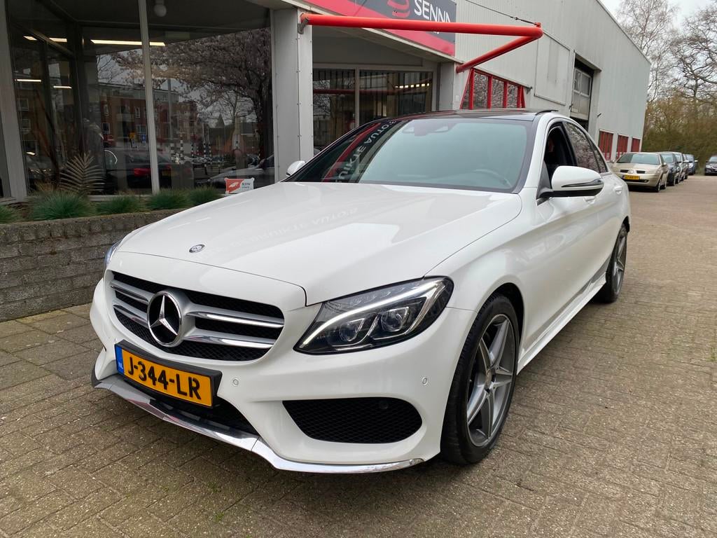 Mercedes-Benz C-klasse 180 AMG pakket - Pano - Burmester - I, Auto's, Achterwielaandrijving, Gebruikt, Wit, Bedrijf