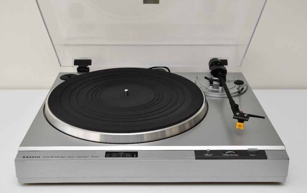 SANYO TP-250 platenspeler., Overige merken, Gebruikt, Pitch-regelaar, Ophalen of Verzenden