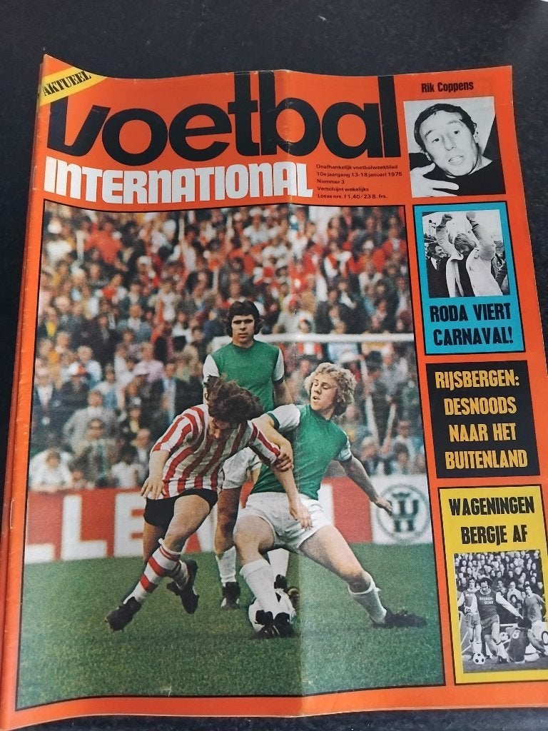 Voetbal International Magazine - 1975 - Compleet, Verzamelen, Sportartikelen en Voetbal, Ophalen of Verzenden, Gebruikt, Overige binnenlandse clubs