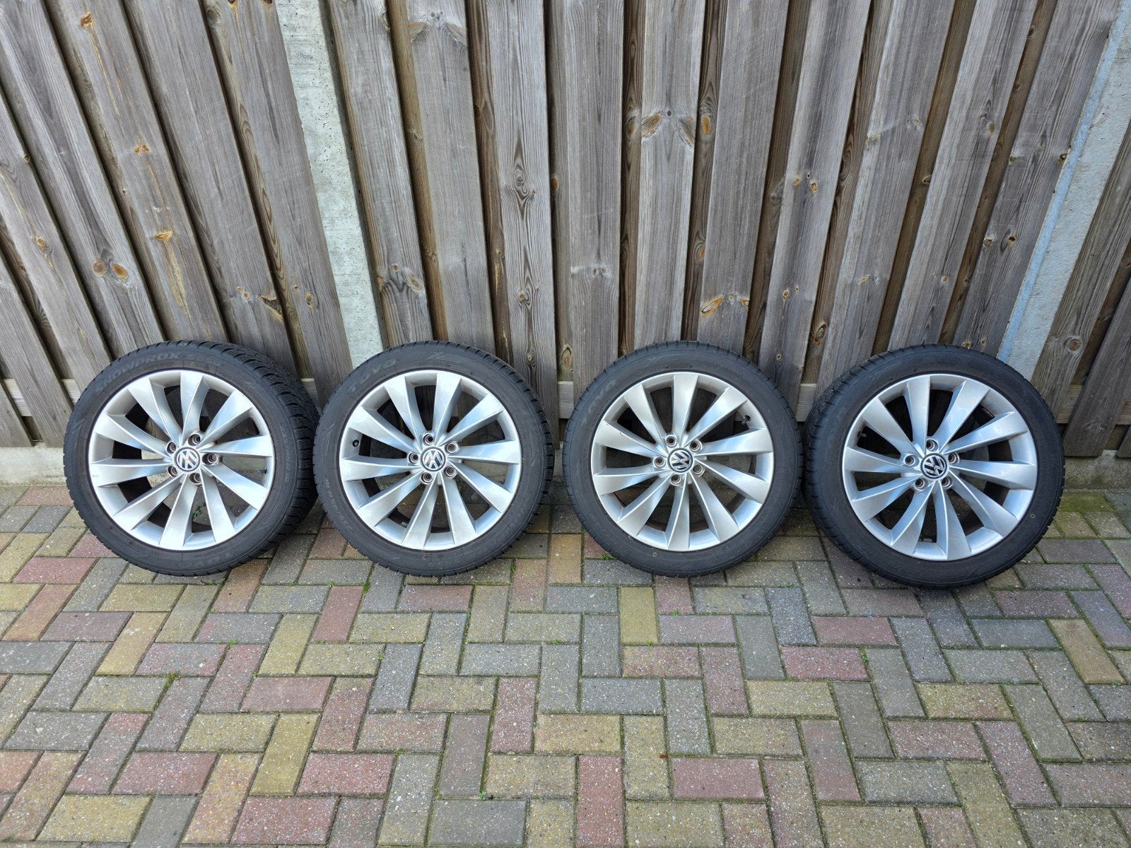 VW interlagos velgen 18 inch, 18 inch, Gebruikt, Banden en Velgen, 235 mm