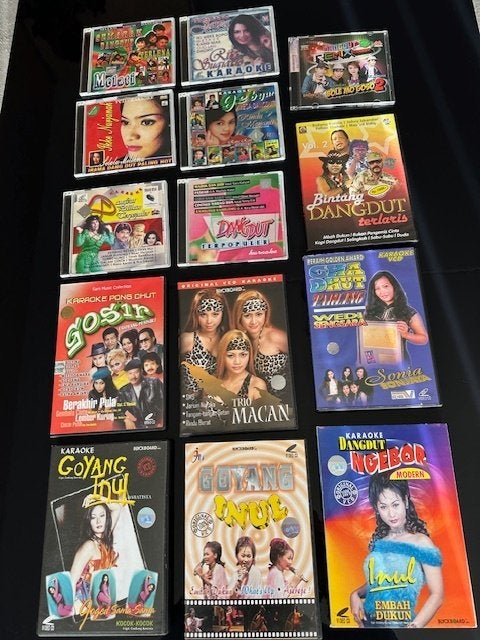 Te koop 14 Indonesische dangdut karaoke vcd's, Alle leeftijden, Ophalen of Verzenden, Zo goed als nieuw
