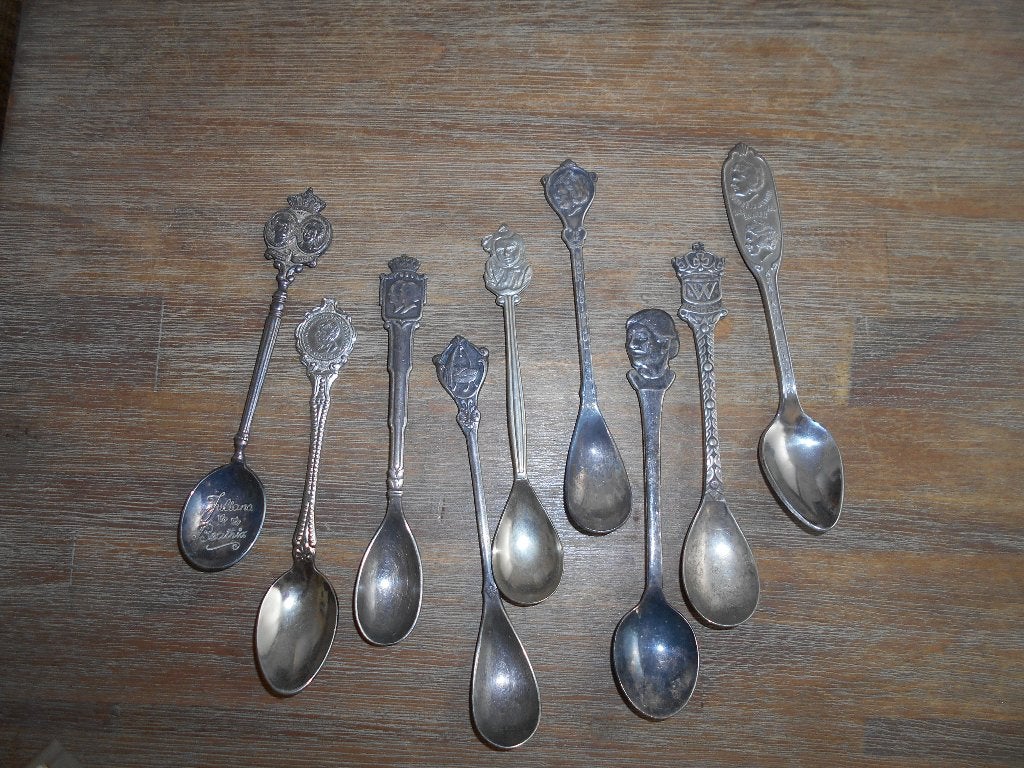 9 theelepeltjes van het koninklijk huis., Ophalen of Verzenden, Gebruikt, Nederland, Overige typen