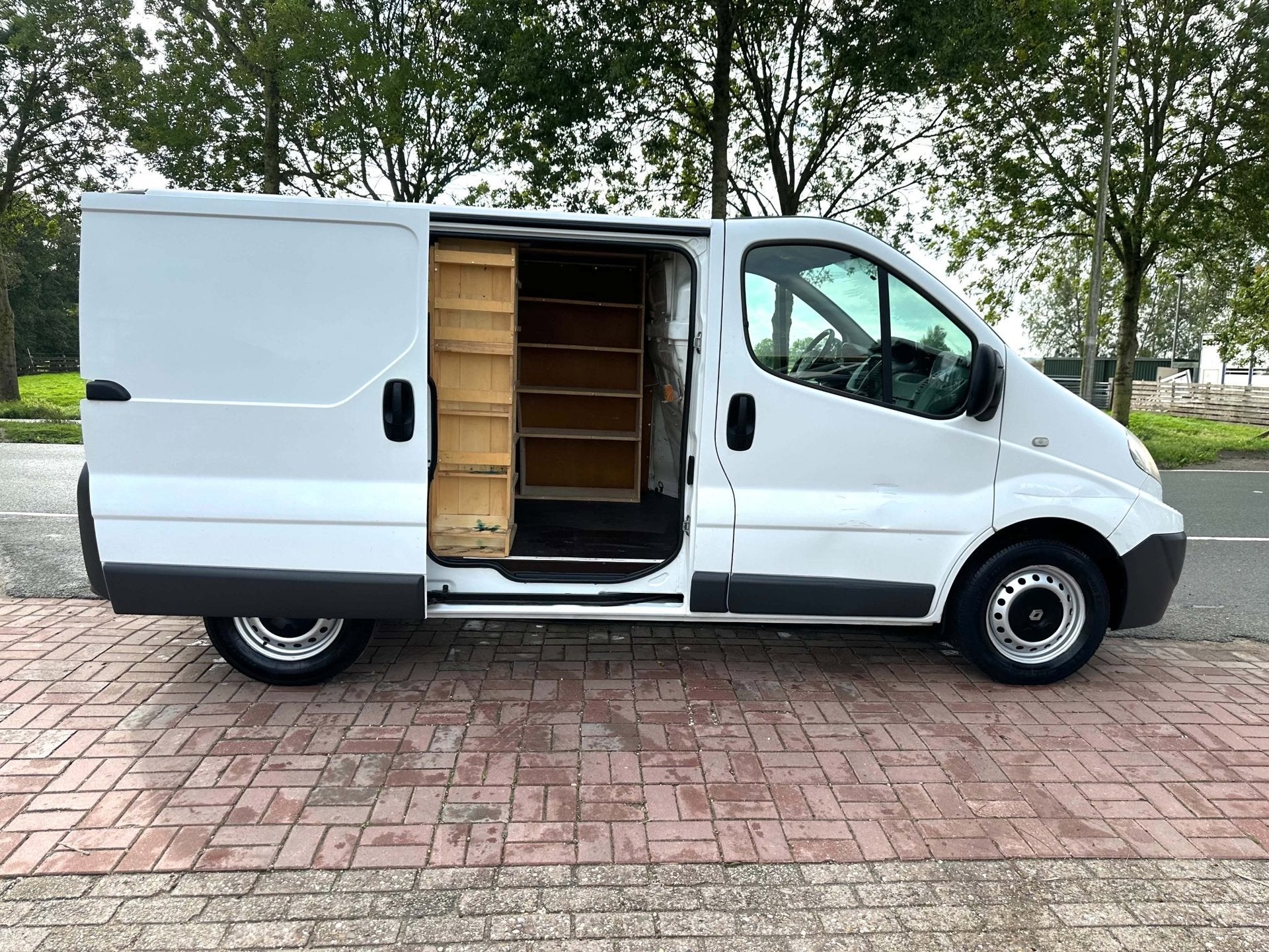 Renault Trafic 2.0 dCi T29 L1H1153.562 km. AIRCO/CRUISE/NAVI, Auto's, Voorwielaandrijving, Euro 5, Stof, 4 cilinders