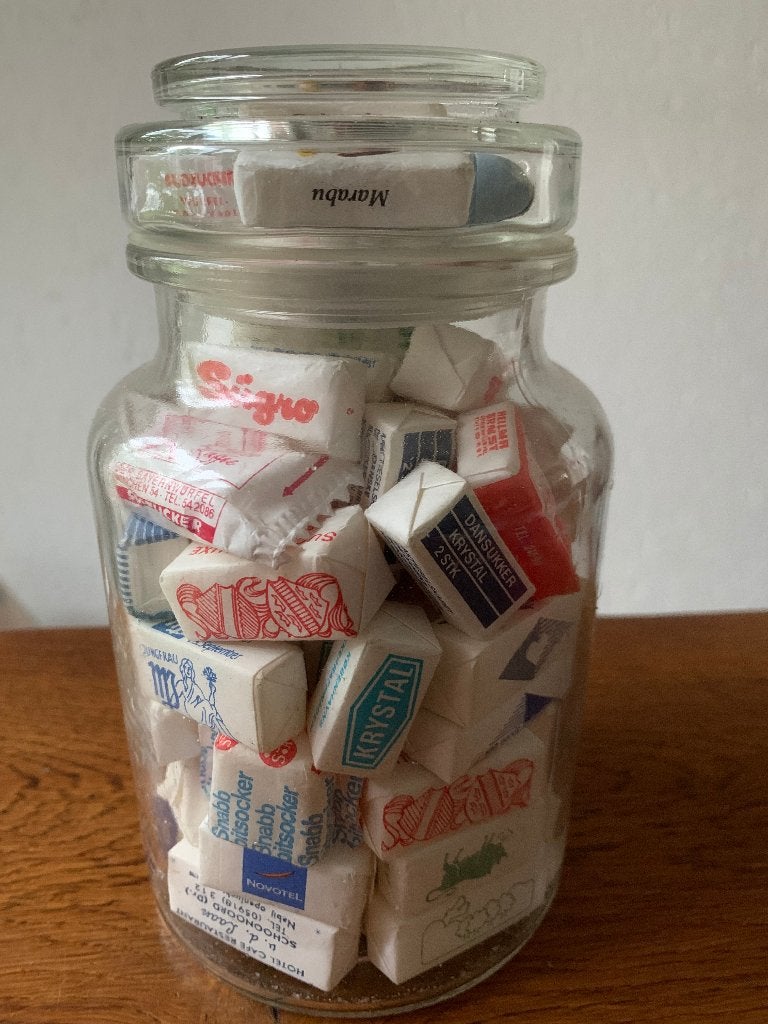 "Glazen Stopfles & Stop" met Suikerklontjes 'Jaren 60/70', Verzamelen, Ophalen of Verzenden, Huis en Inrichting