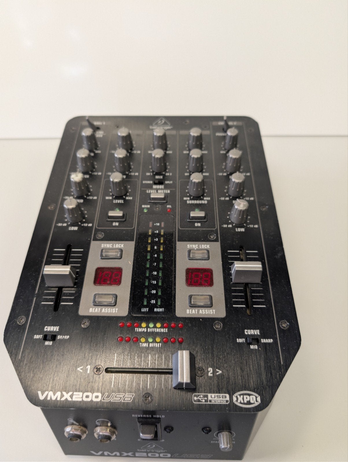 Behringer VMX200USB DJ Mixer - Gebruikt, Muziek en Instrumenten, Dj-sets en Draaitafels, Ophalen of Verzenden