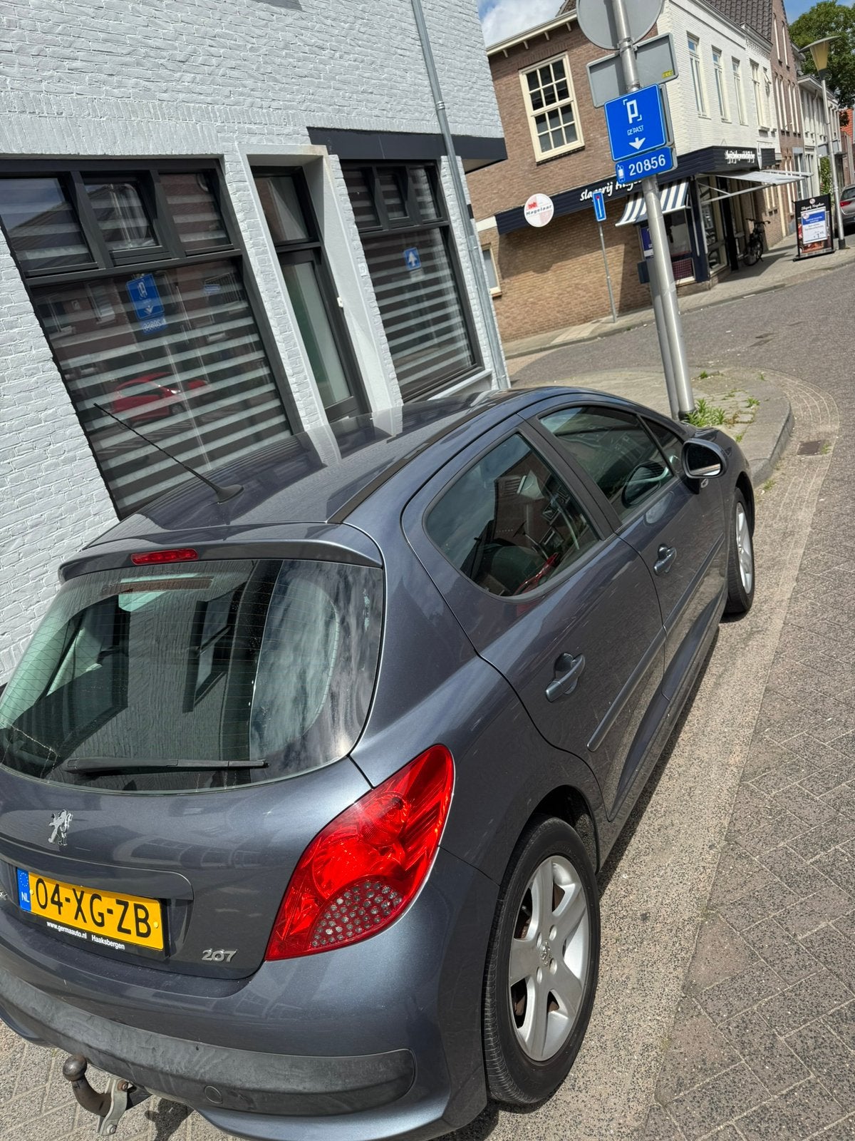Peugeot 207 1.6 88KW 5DRS AUT 2007 Grijs, Auto's, 4 cilinders, 1209 kg, 119 pk, 57 €/maand
