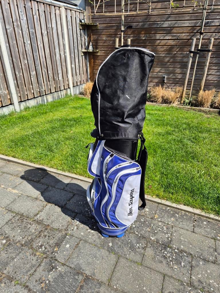 Complete golfset in standbag met draagharnas, Ophalen