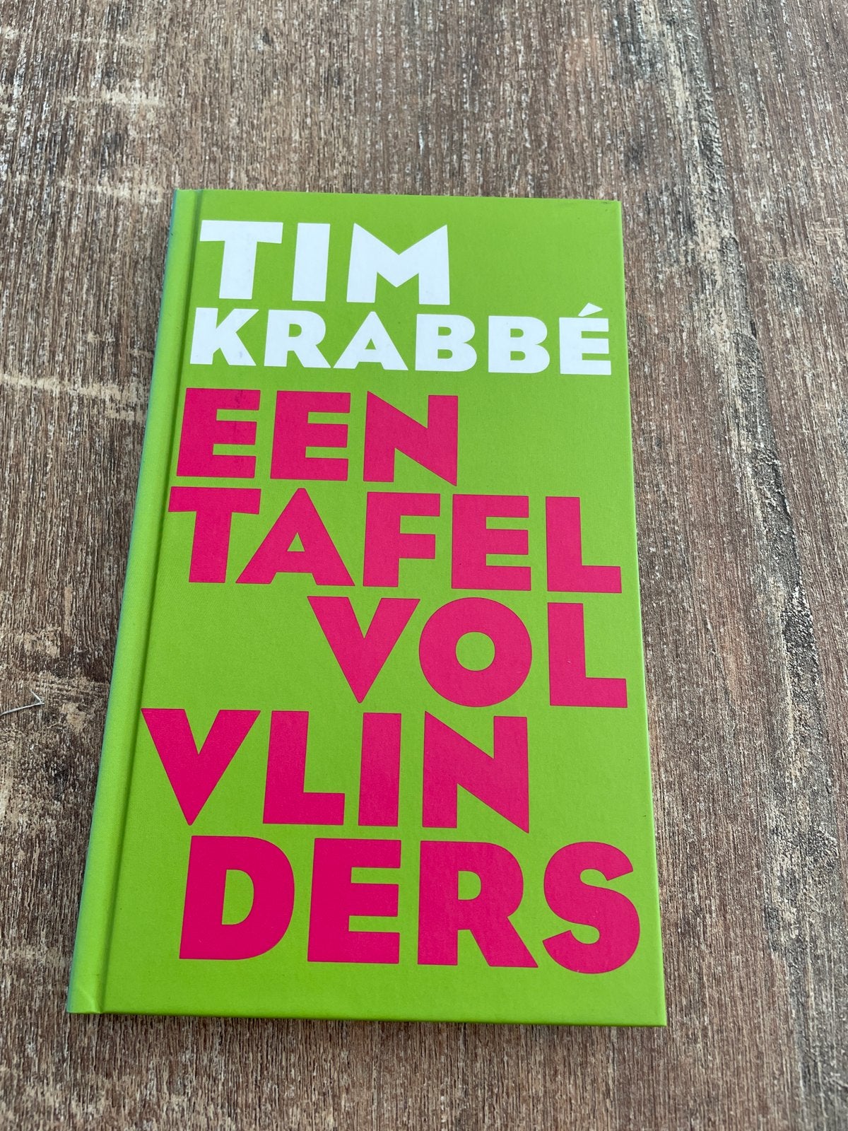 Tim Krabbé - Een Tafel Vol Vlinders (Boekenweekgeschenk), Ophalen of Verzenden, Gelezen