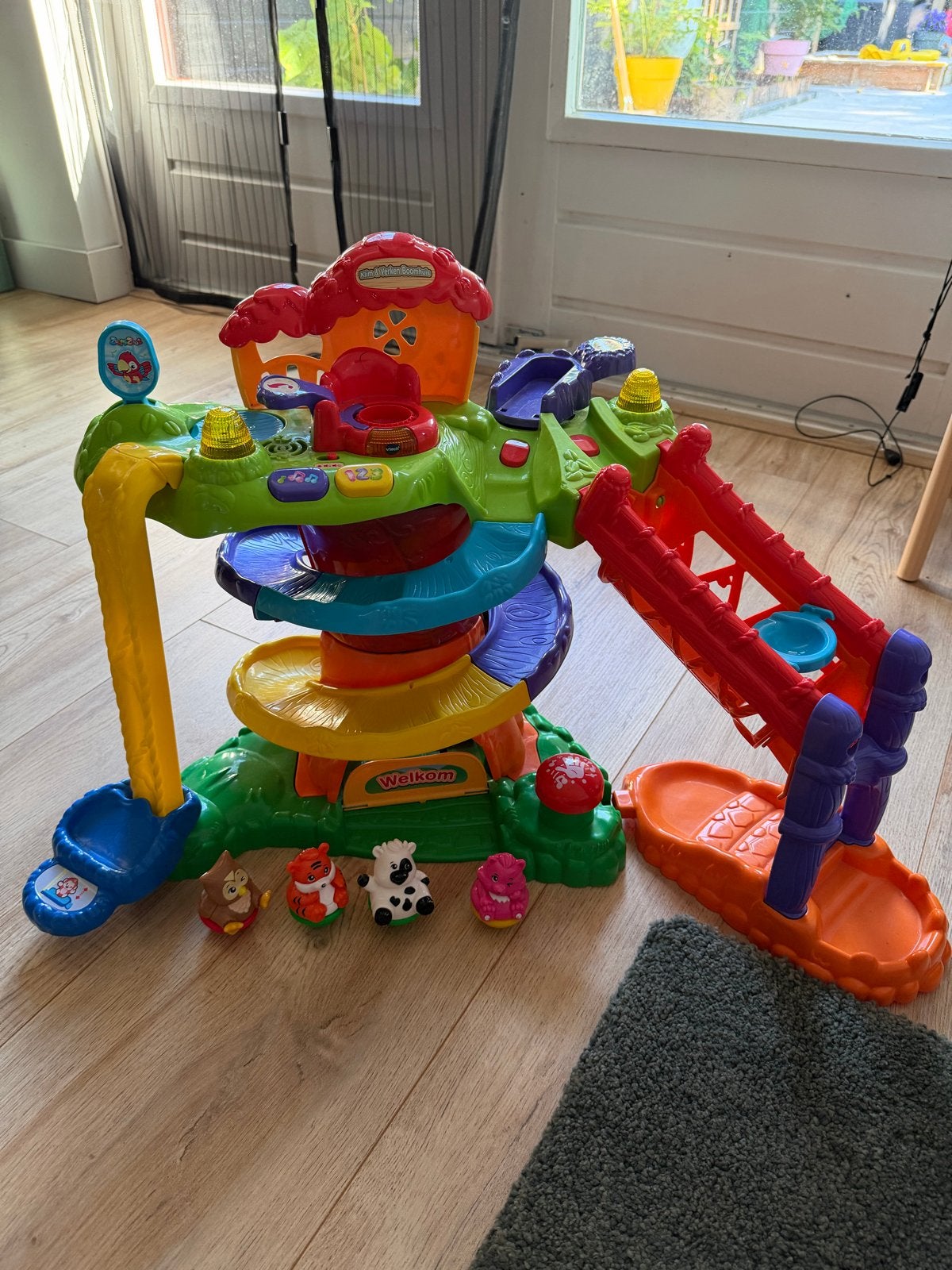 VTech Kiekeboe Boomhuis met tuimel diertjes, Kinderen en Baby's, Speelgoed | Overig, Ophalen, Zo goed als nieuw, Jongen of Meisje