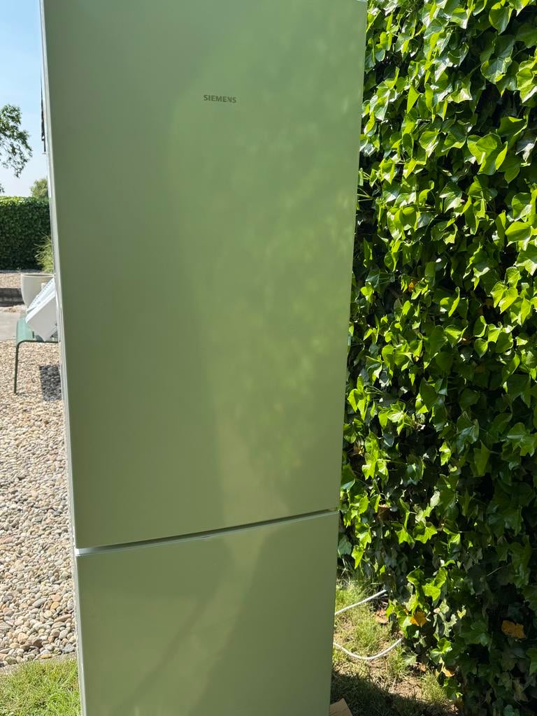 Siemens Koel-vriescombinatie KG36VVW30, Witgoed en Apparatuur, Koelkasten en IJskasten, Ophalen, Gebruikt, 200 liter of meer, Met aparte vriezer