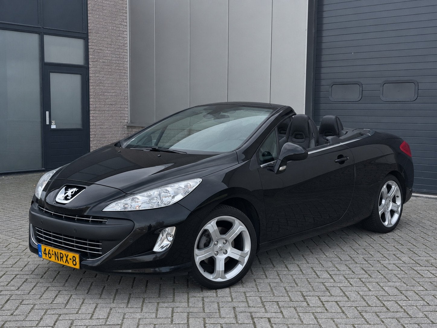 Peugeot 308 CC 1.6 THP Feline Cabrio Airco/Cruise/BT Lage KM, Auto's, Voorwielaandrijving, Euro 5, 1490 kg, Gebruikt