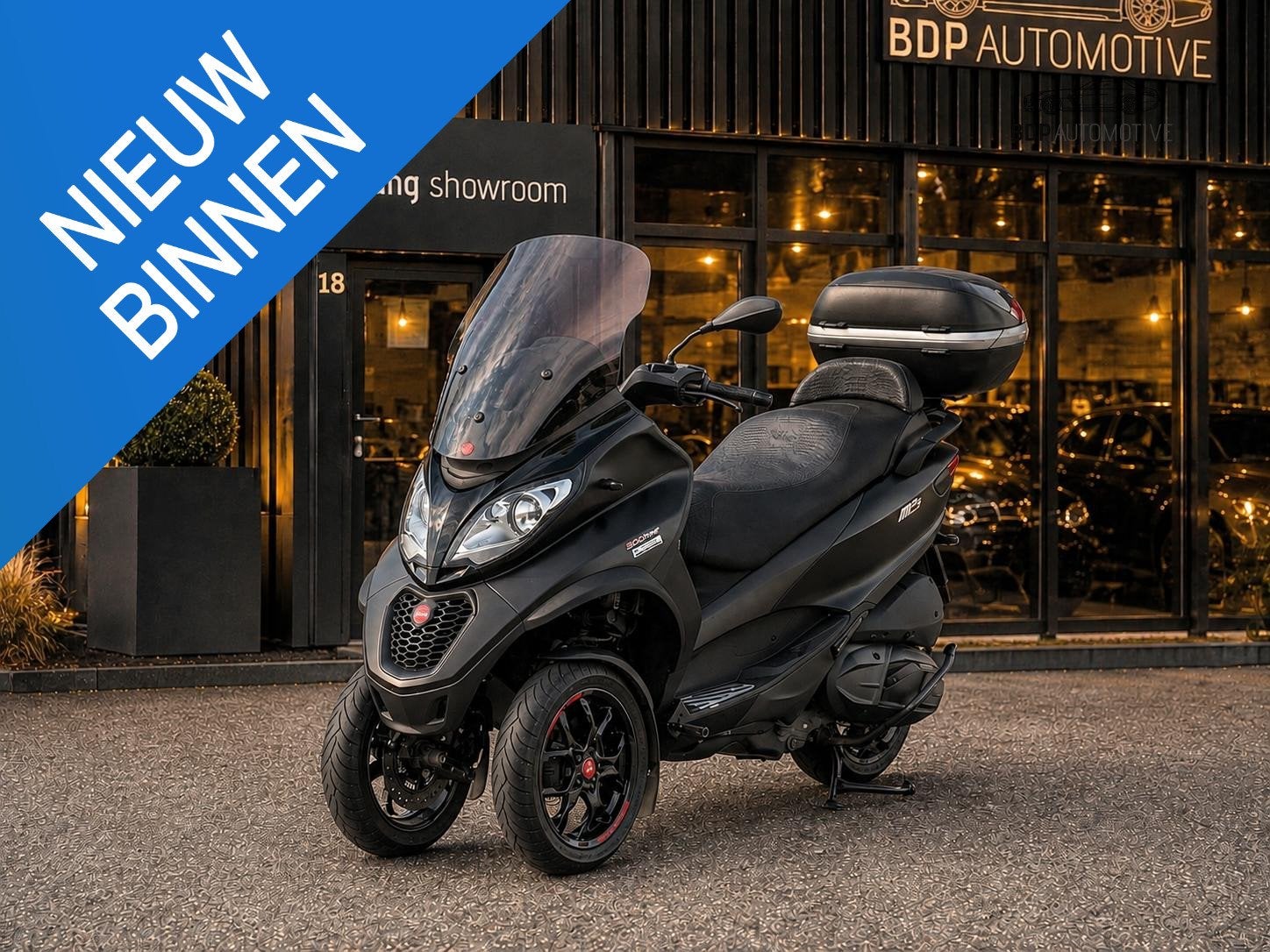 Piaggio 500 MP3 HPE Sport Advanced Akrapovic | Mat Zwart | D, Motoren, Motoren | Piaggio, Scooter, 493 cc, Bedrijf, Piaggio Vespa B.V.