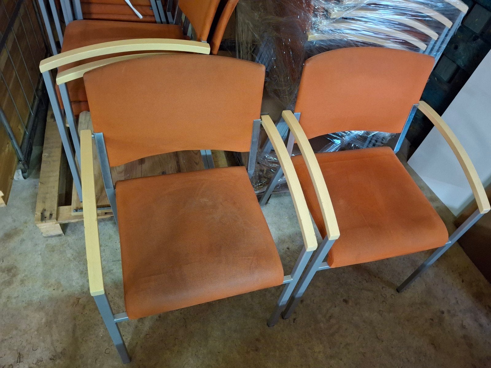 Degelijke Stapelbare Stoelen 15 stuks In één koop:, Huis en Inrichting, Ophalen, Gebruikt, Overige kleuren, Hout