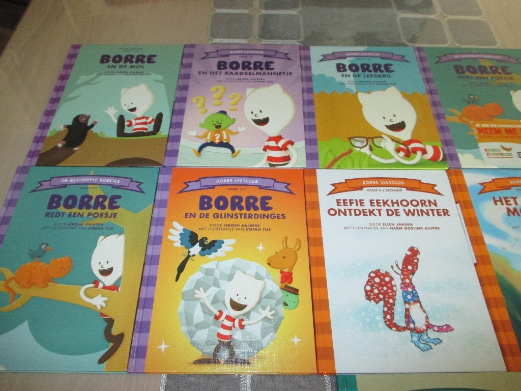 Te koop 11 BORRE BOEKJES VAN VERSCHILLENDE GROEPEN, Boeken, Kinderboeken | Jeugd | onder 10 jaar, Ophalen, Gelezen, Fictie algemeen