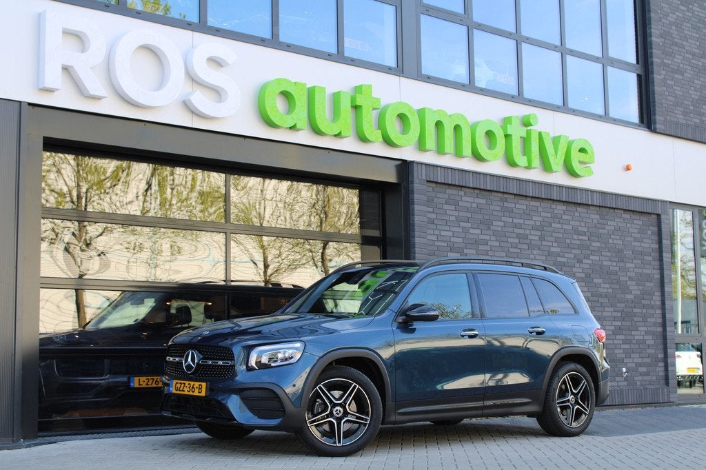 Mercedes-Benz GLB 180 AMG Line | BTW | CAMERA | CRUISE | SFE, Auto's, Mercedes-Benz, 136 pk, Gebruikt, 4 cilinders, Blauw
