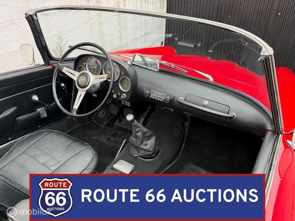 Alfa Romeo Spider Touring | 1959 | Route 66 Auctions, Auto's, Oldtimers, Overige carrosserieën, Zwart, Bedrijf, Handgeschakeld