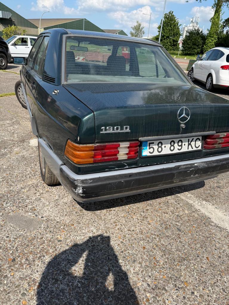Mercedes-Benz 190D 2.5 uit bouwjaar 1985, Auto's, Mercedes-Benz, Sedan, Te koop, Groen, Achterwielaandrijving