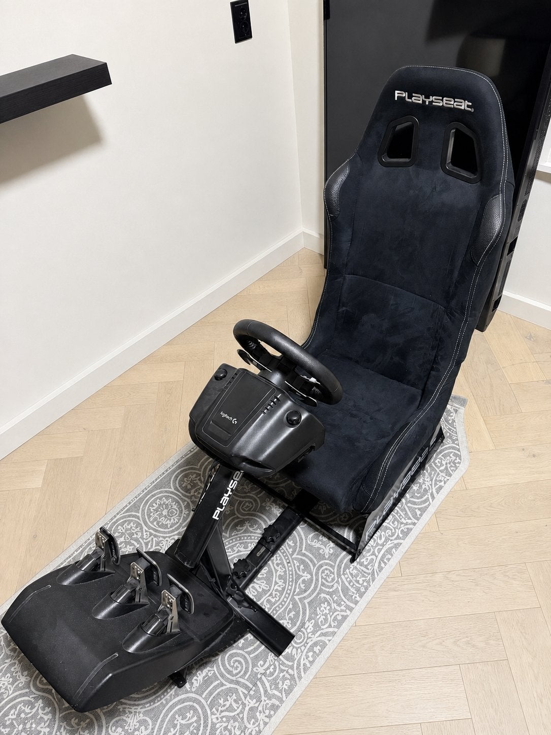 Playseat Evolution Alcantara + Logitech G29, Spelcomputers en Games, Spelcomputers | Sony PlayStation Consoles | Accessoires, Ophalen
