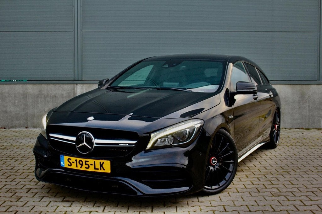 Mercedes-Benz CLA-klasse Shooting Brake AMG 45 4MATIC|PANO, Auto's, Mercedes-Benz, Automaat, CLA, Euro 6, 4 cilinders