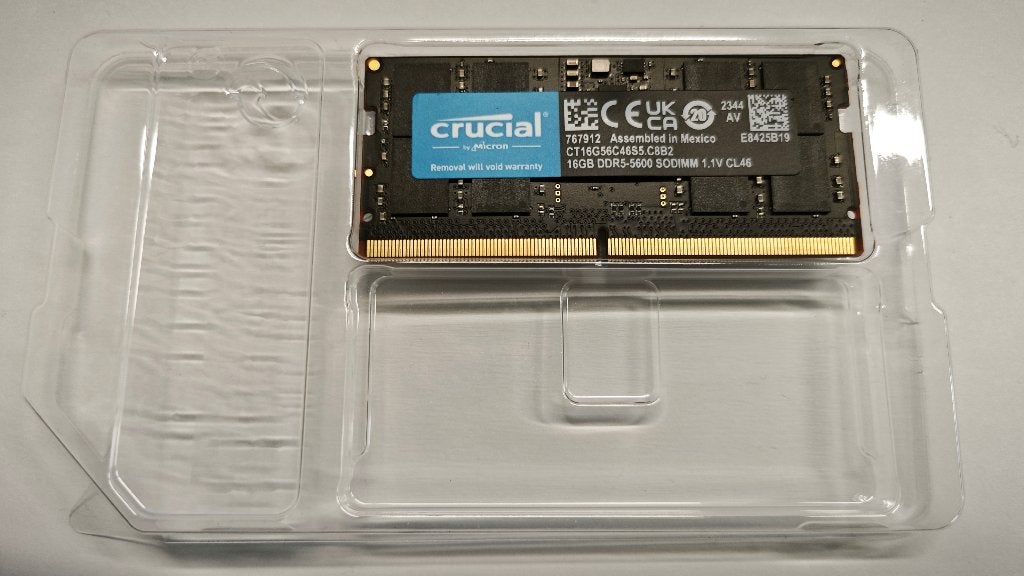 Crucial 16GB DDR5-5600 SO-DIMM, Computers en Software, Ophalen of Verzenden, Zo goed als nieuw, DDR5, Laptop