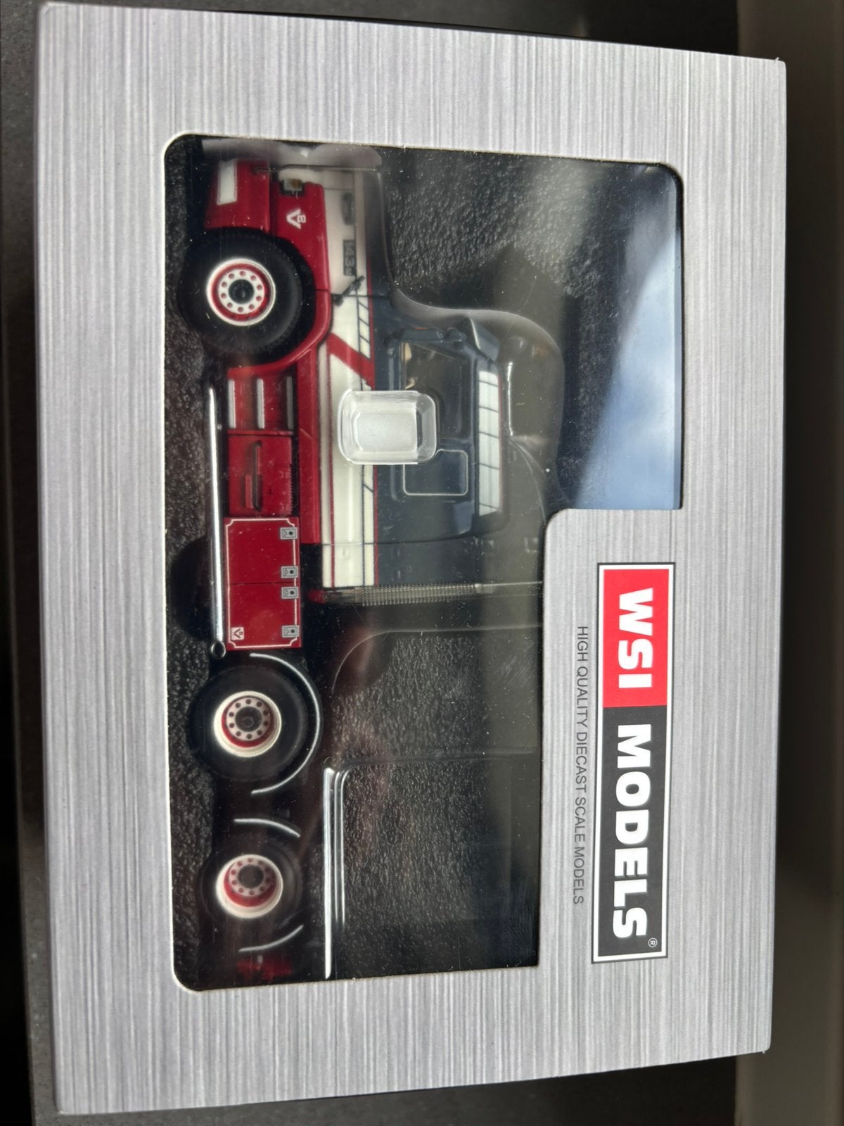 Van der hart, Hobby en Vrije tijd, Modelauto's | 1:50, Ophalen of Verzenden, Zo goed als nieuw, Bus of Vrachtwagen