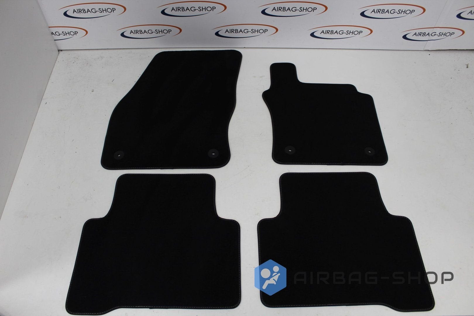 Volkswagen VW Touran 5TA Mattenset Automatten RHD 5TC863011, Gebruikt, -, Volkswagen, -