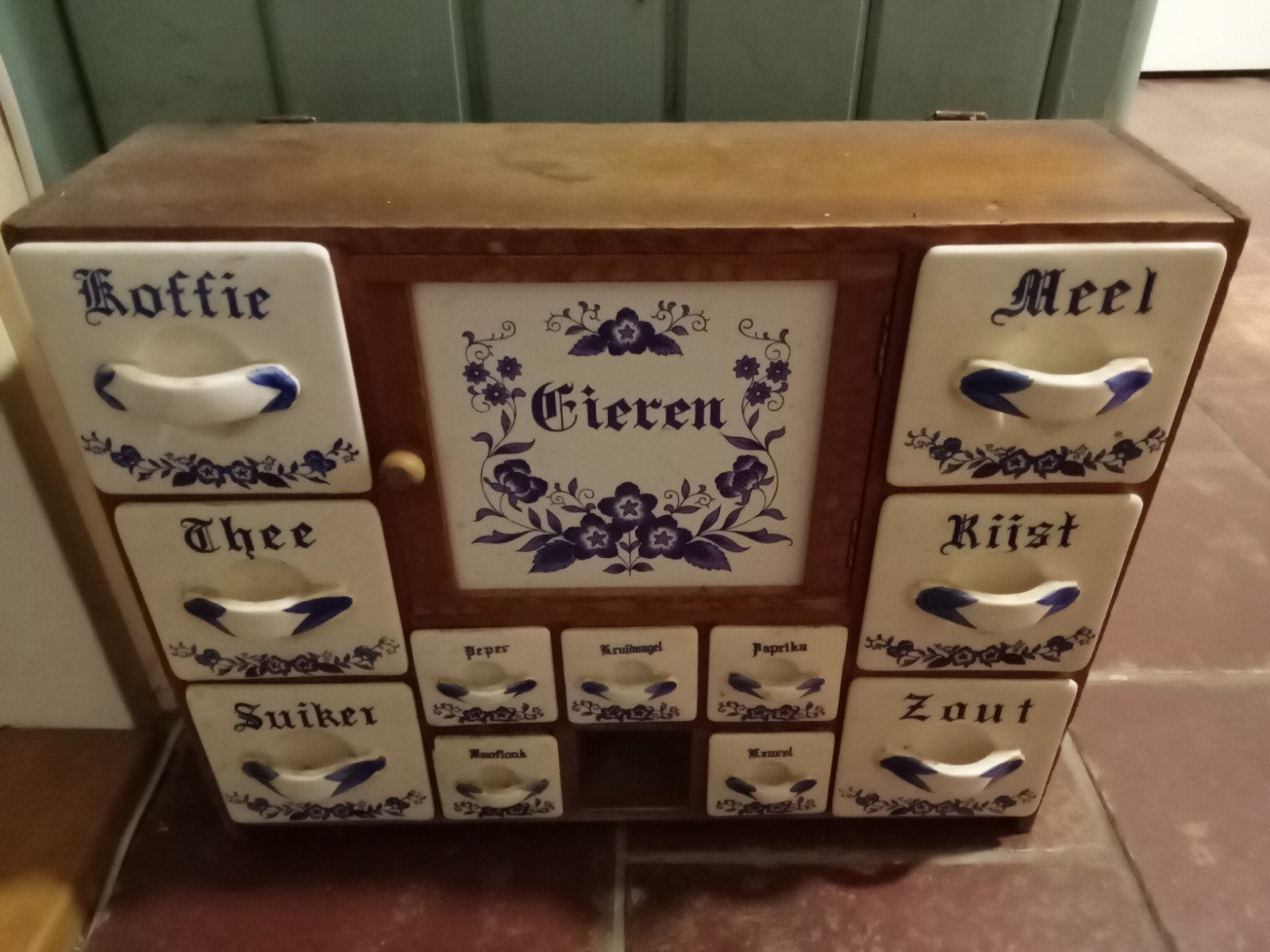 Vintage Delfts Blauw Kruidenkastje met Porseleinen Lades, Ophalen