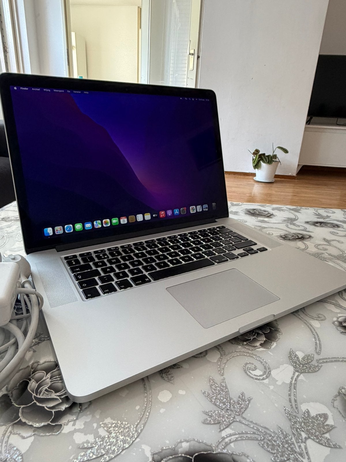 MacBook Pro 15 inch 16GB Ram, Computers en Software, Apple Macbooks, 2 tot 3 Ghz, 15 inch, Zo goed als nieuw, Ophalen