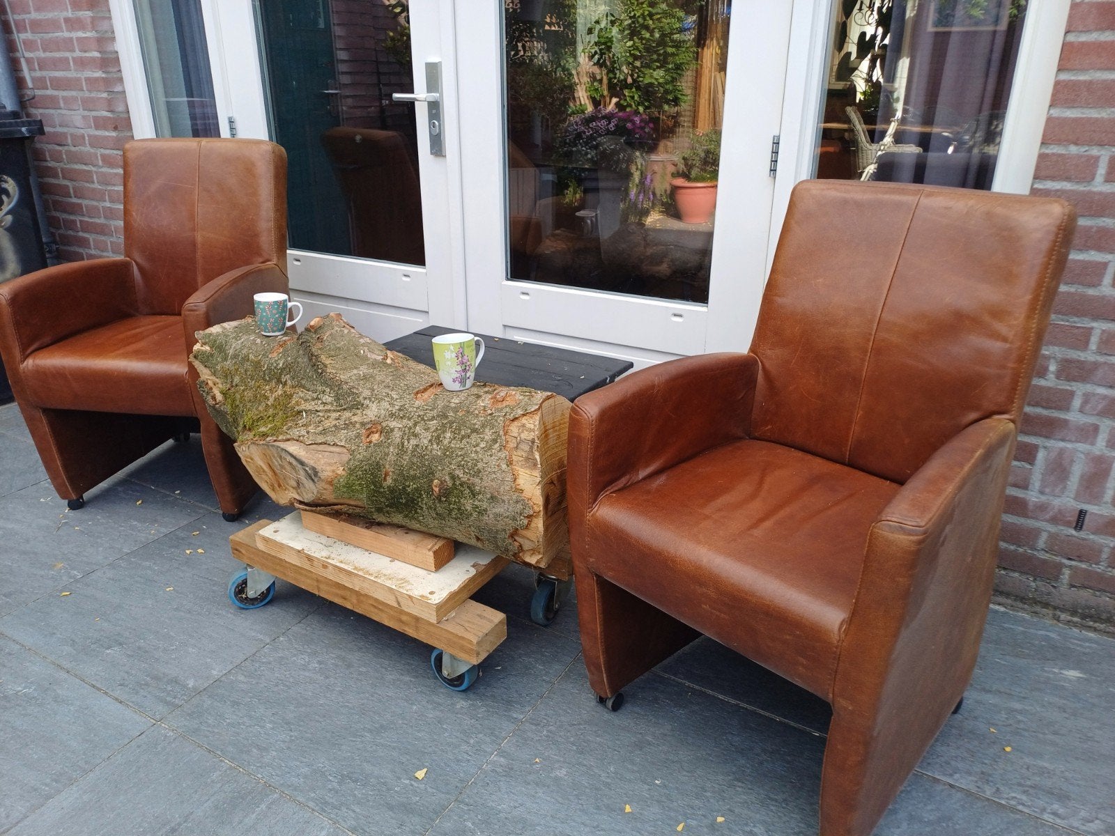 Leren bijzet stoelen op wielen., Ophalen of Verzenden, Minder dan 75 cm, Leer, 50 tot 75 cm