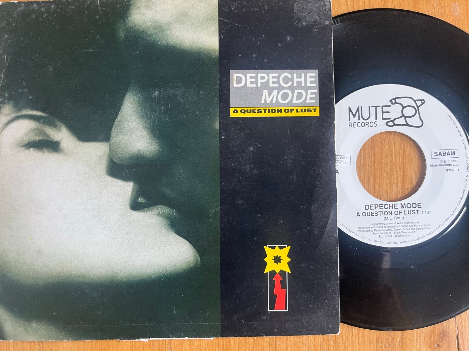 Depeche Mode - A Question of Lust 7" Vinyl Single, Gebruikt, 7 inch, Pop, Fotohoes