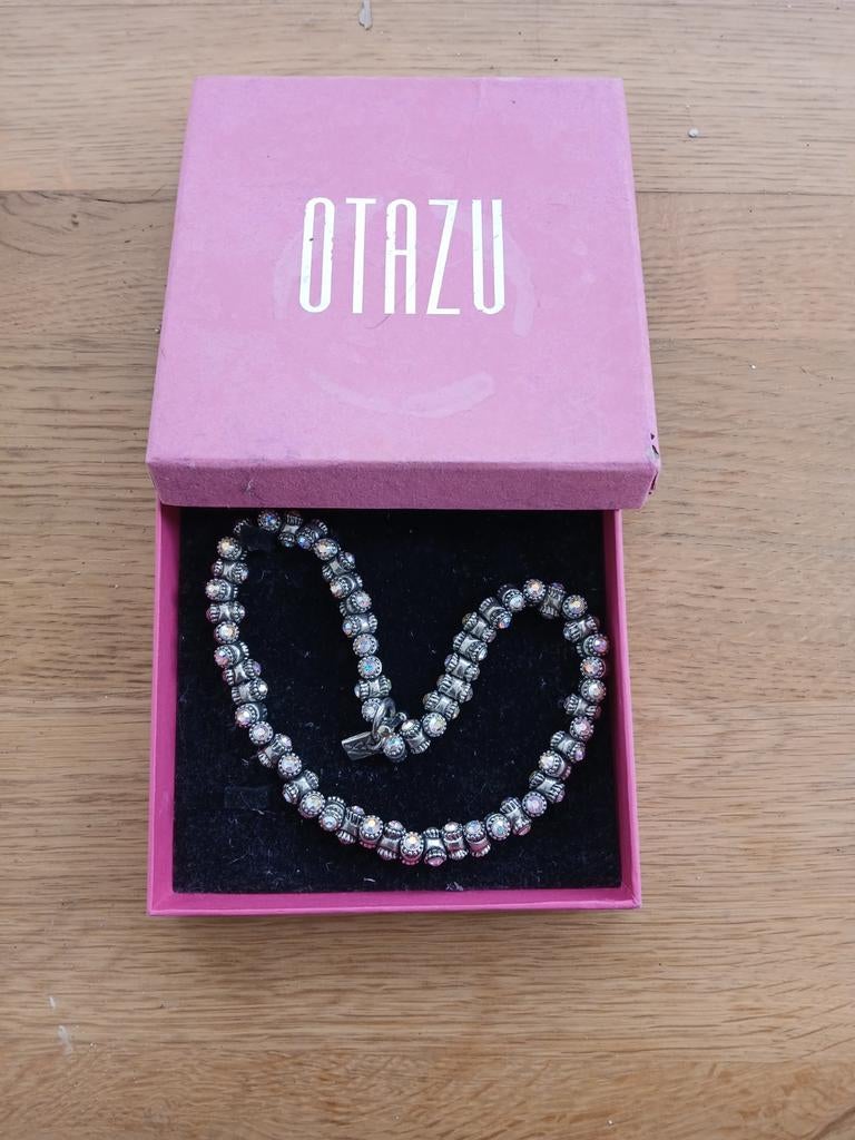 Otazu Halsketting met Kristallen, Met kristal, Overige materialen, Ophalen of Verzenden, Zo goed als nieuw