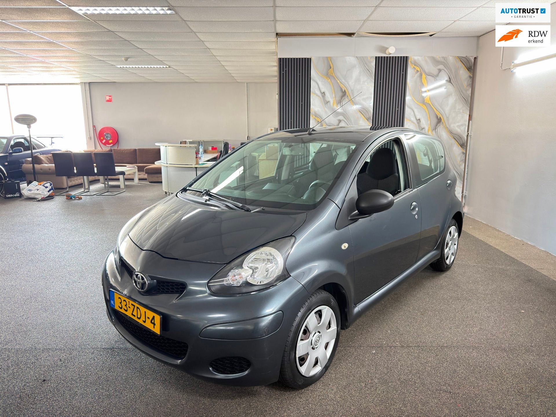 Toyota Aygo 1.0-12V Apk Nieuw,2e Eigenaar,Airco,Carplay,E-Ra, Auto's, Voorwielaandrijving, Euro 5, Stof, Gebruikt
