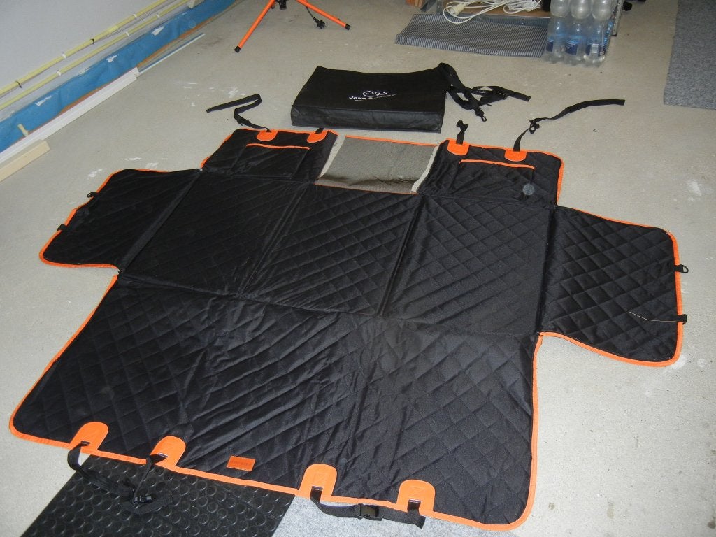 Te koop een honden achterbank/kofferbak beschermer, Ferplast, Ophalen, Zo goed als nieuw, Overige typen