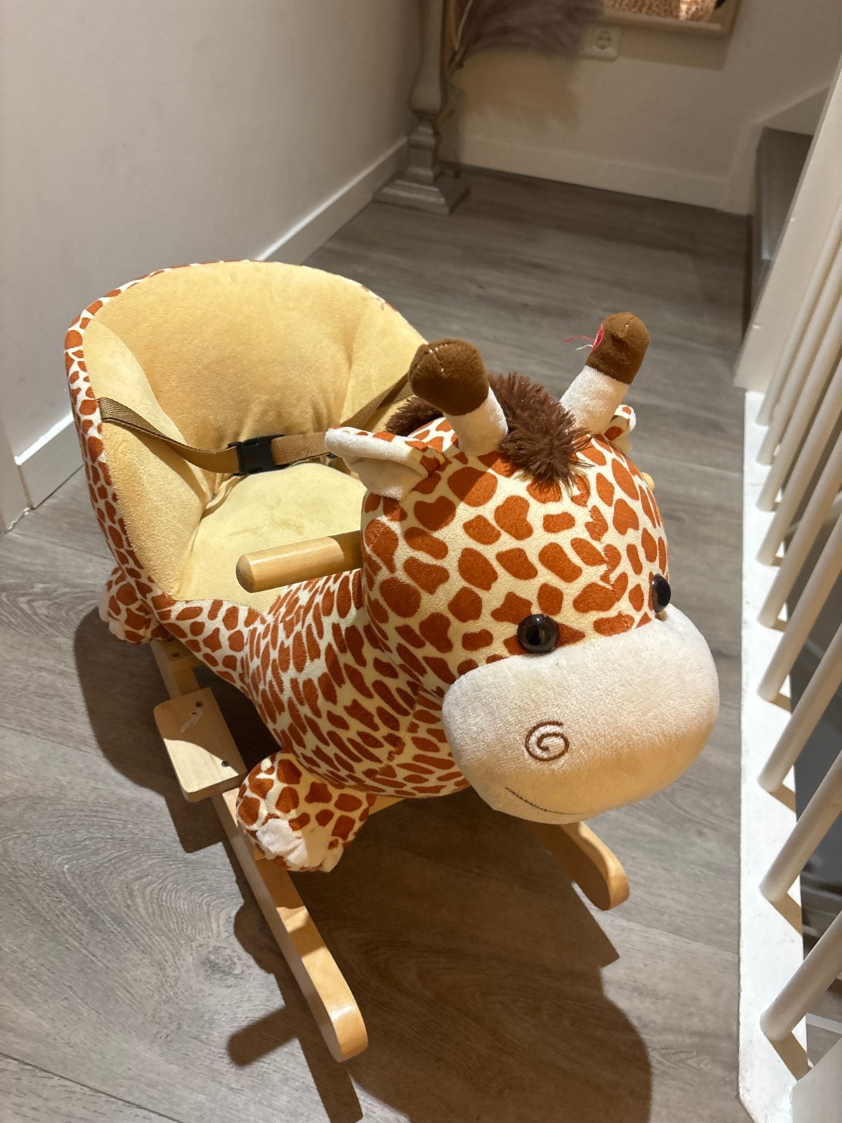 Giraffe Schommelstoel voor Baby's en Peuters, Ophalen, Zo goed als nieuw, Overige typen