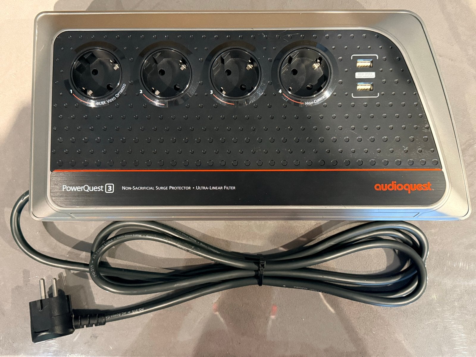 Audioquest PowerQuest 3 - Stroomfilter en overspanningsbevei, Ophalen of Verzenden, Zo goed als nieuw